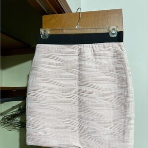 H&M Light Pink Textured Mini Skirt